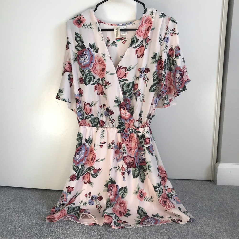 Floral Short Sleeve Dress (M)